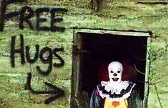 FREE HUGS1.jpg